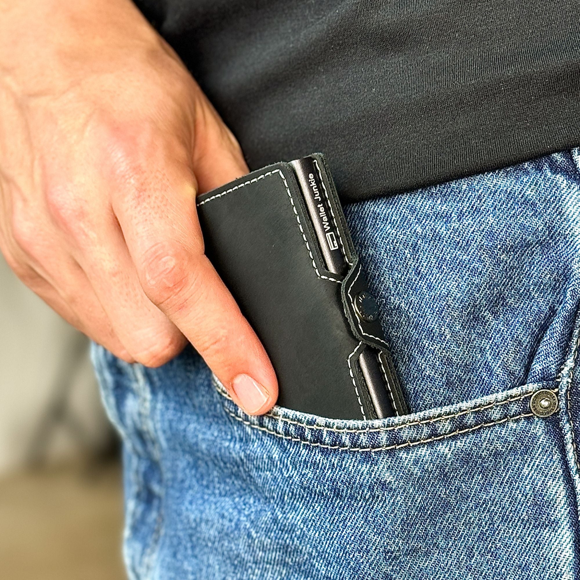 Premium Pop Up Wallet